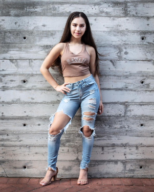 EmaleahChristou (23).jpg