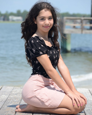 EmaleahChristou (93).jpg